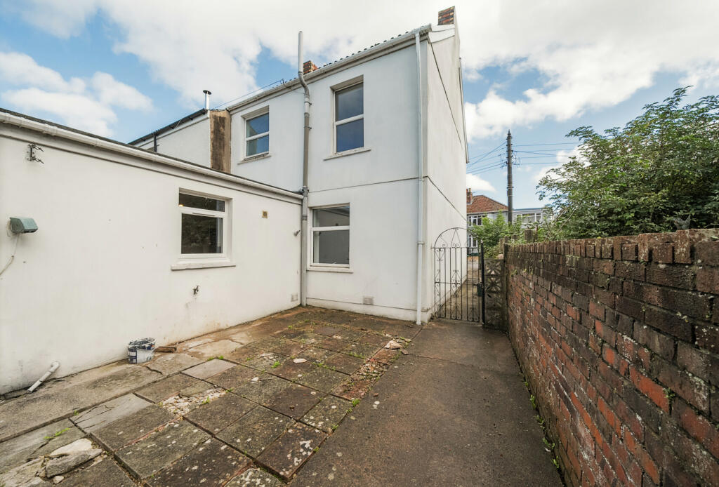 3 bed Semi-Detached