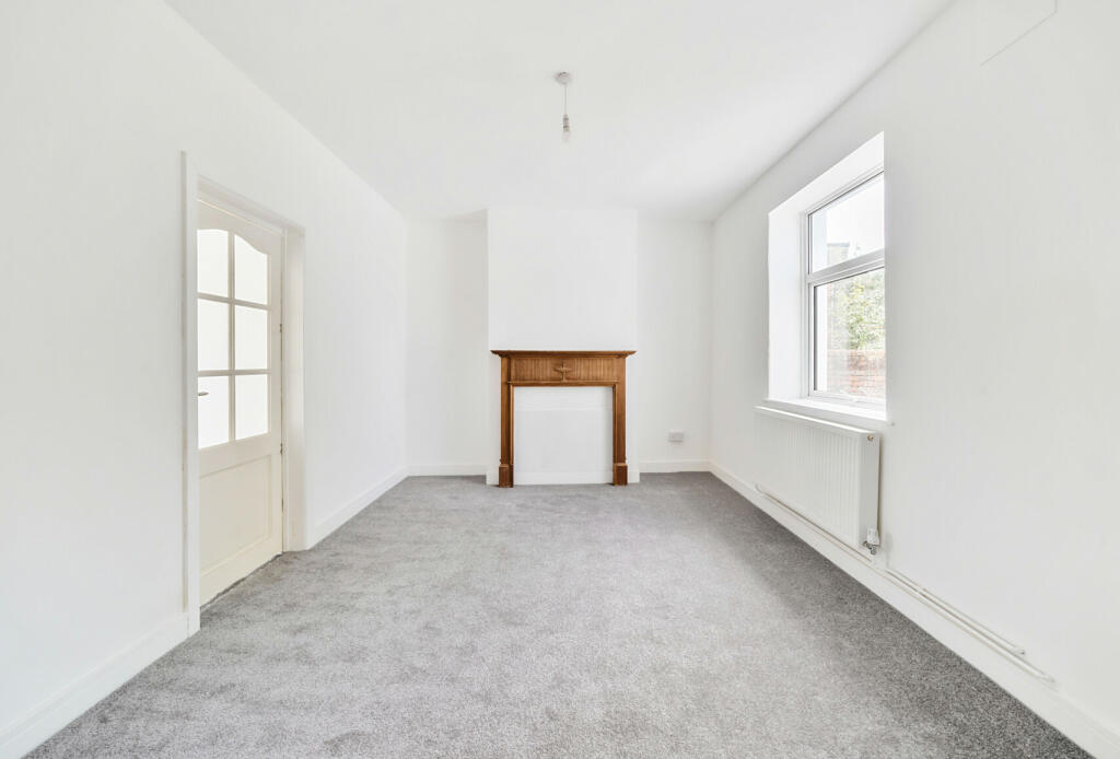 3 bed Semi-Detached