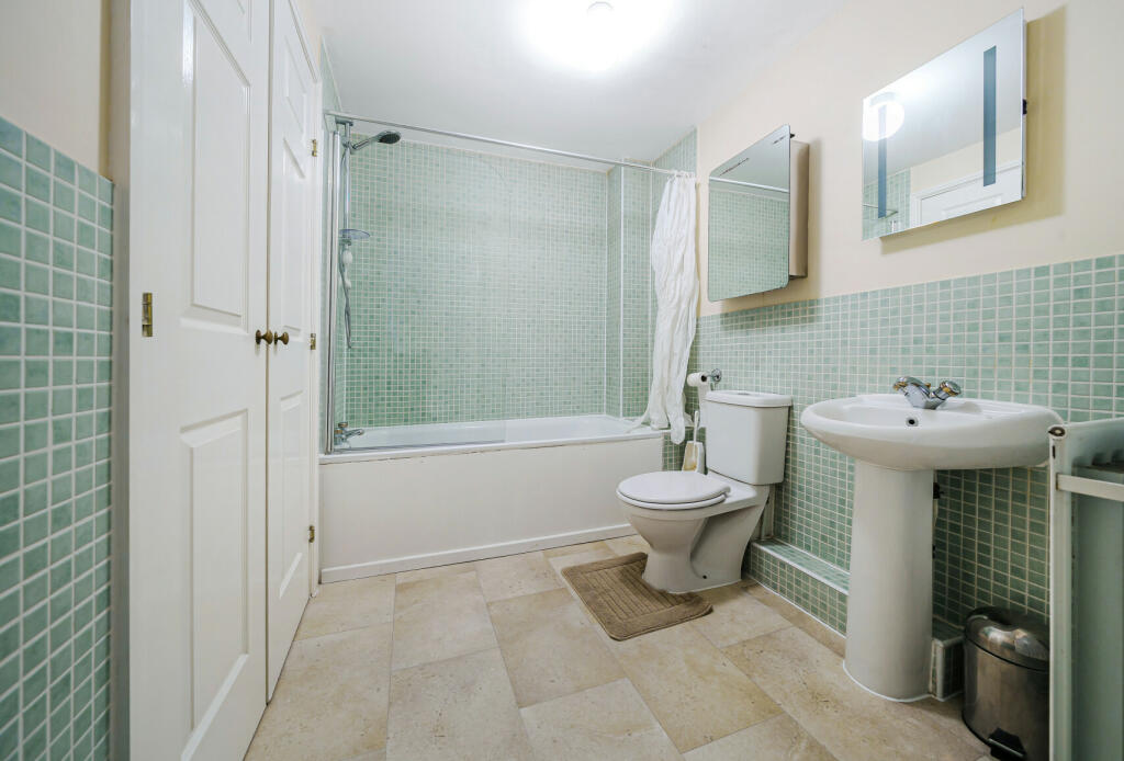 2 bed Apartment