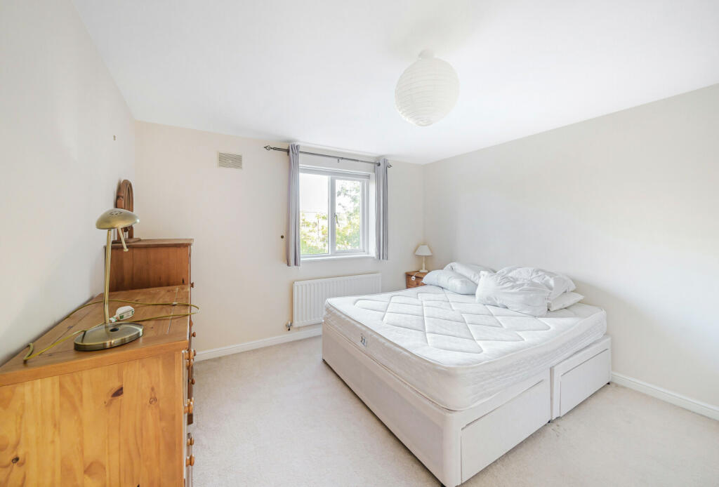 2 bed Apartment