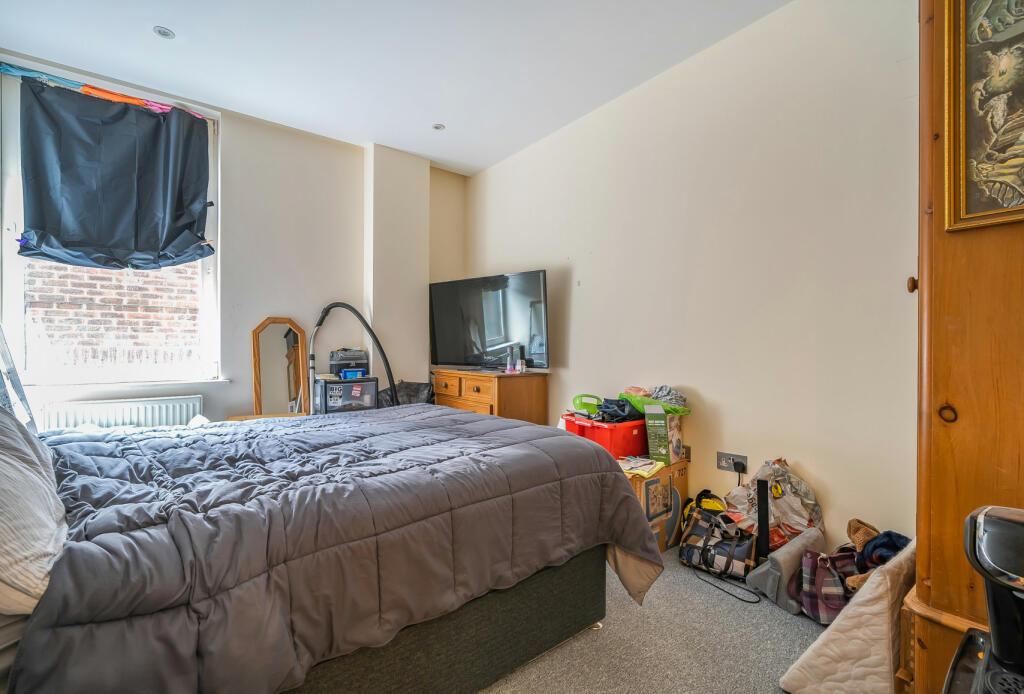 2 bed Apartment