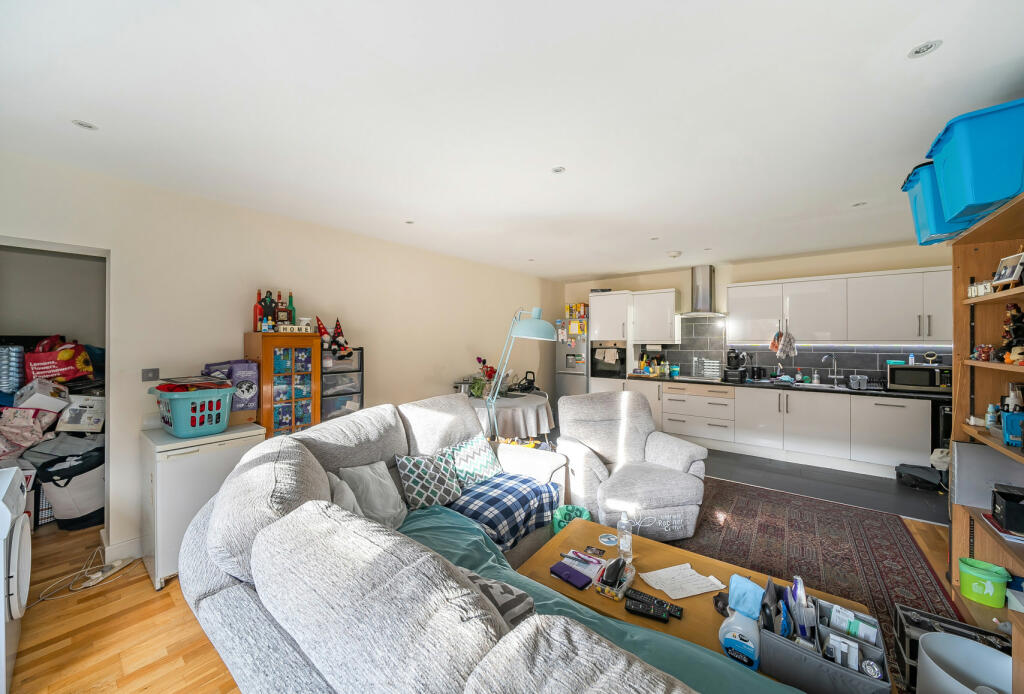 2 bed Apartment