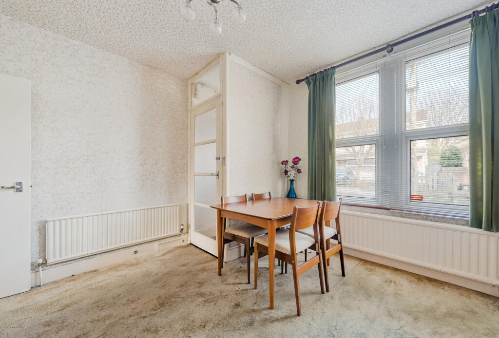 2 bed Terraced