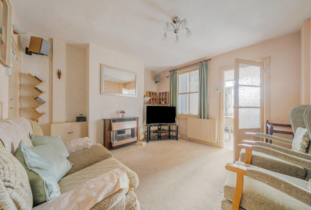 2 bed Terraced