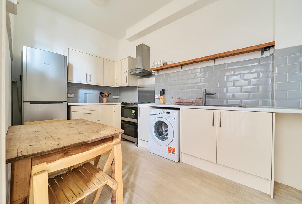3 bed Maisonette