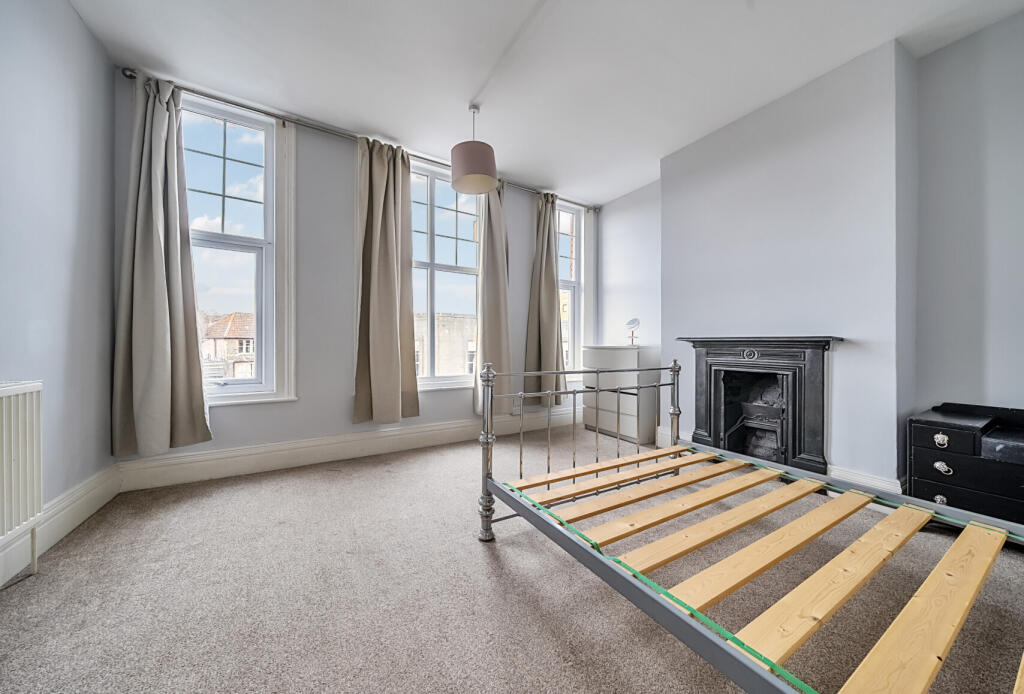 3 bed Maisonette
