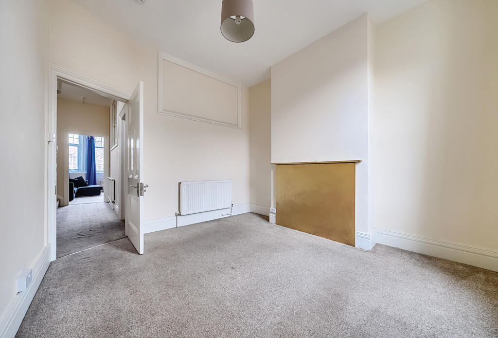 3 bed Maisonette