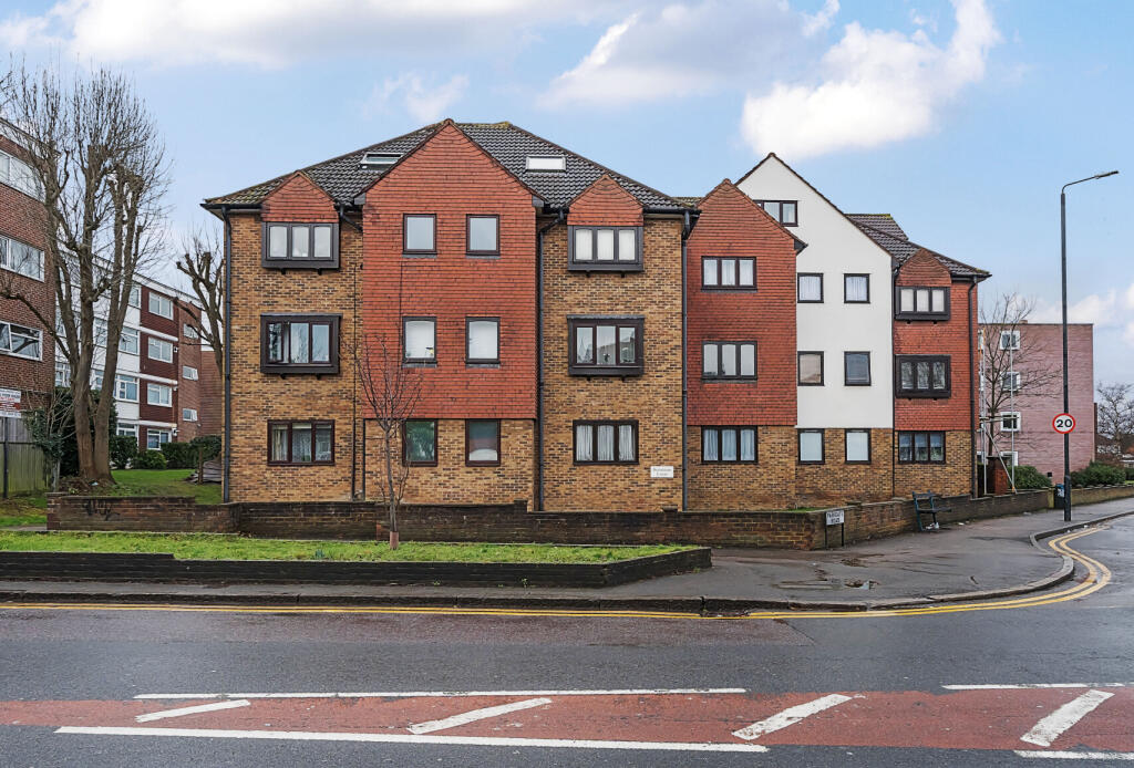 1 bed Apartment