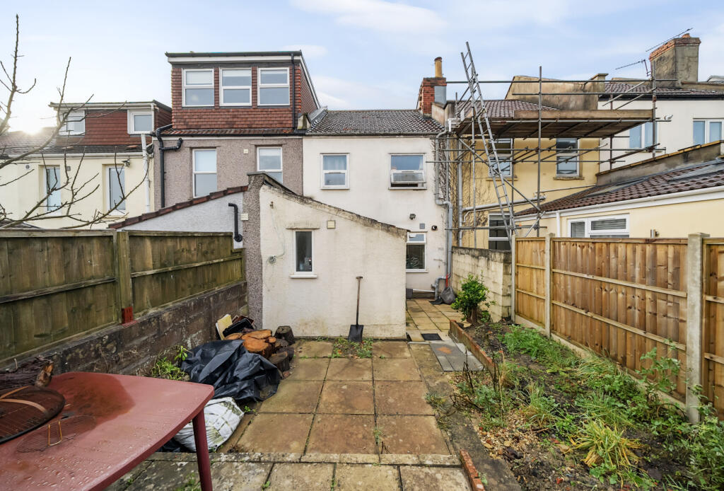 3 bed Semi-Detached