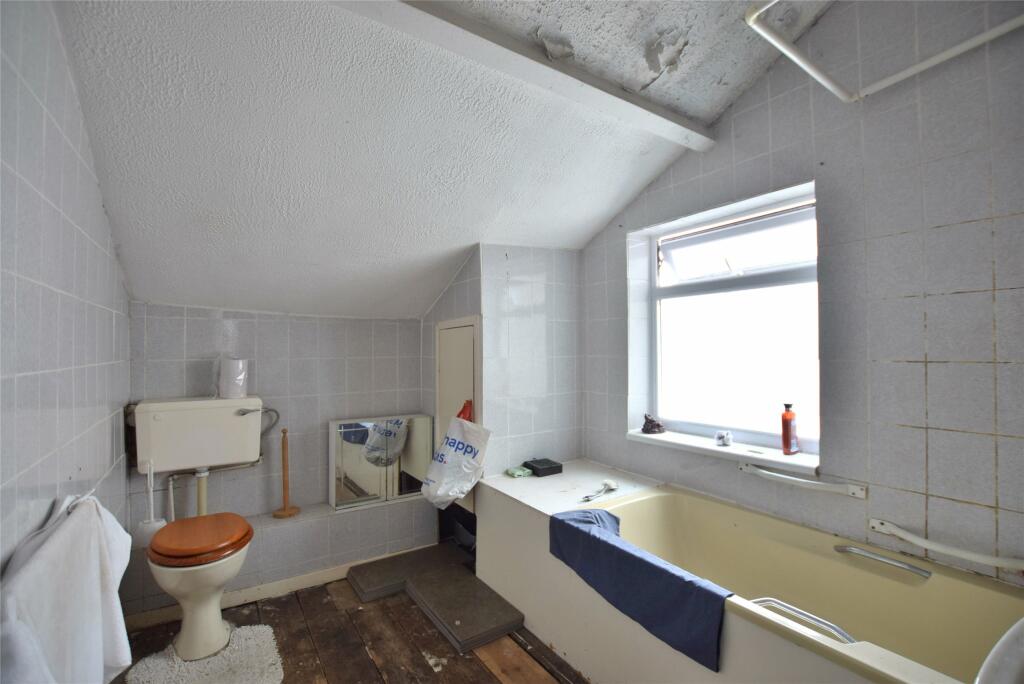 2 bed Detached