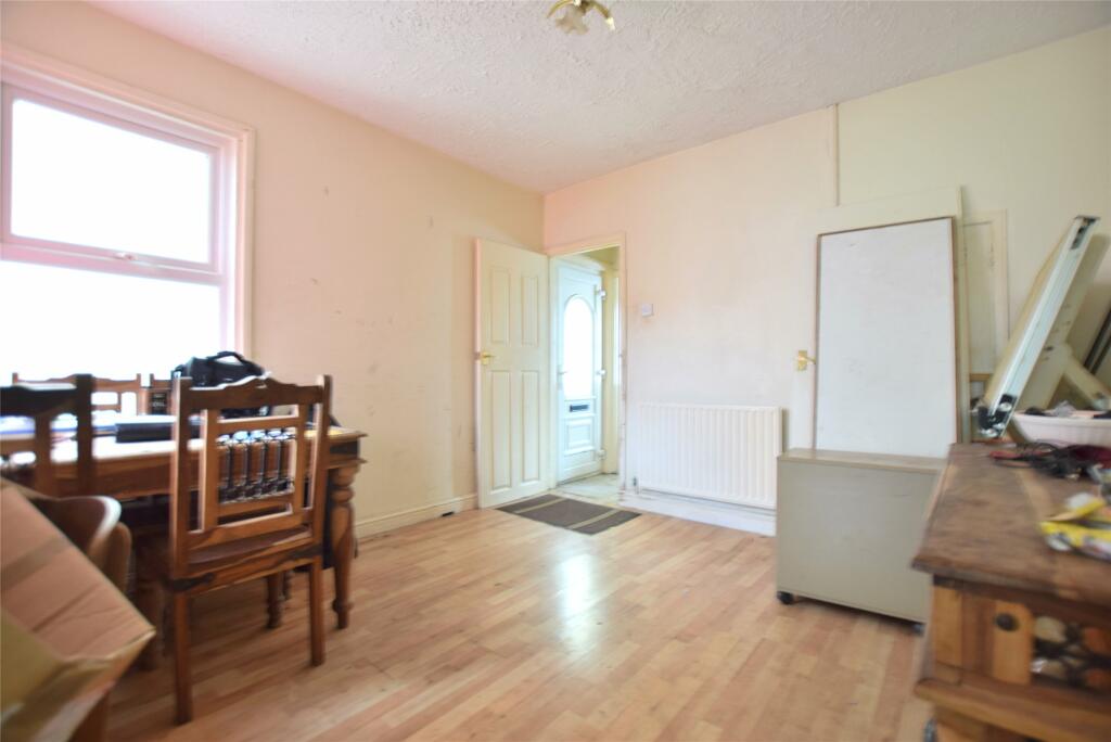 2 bed Detached