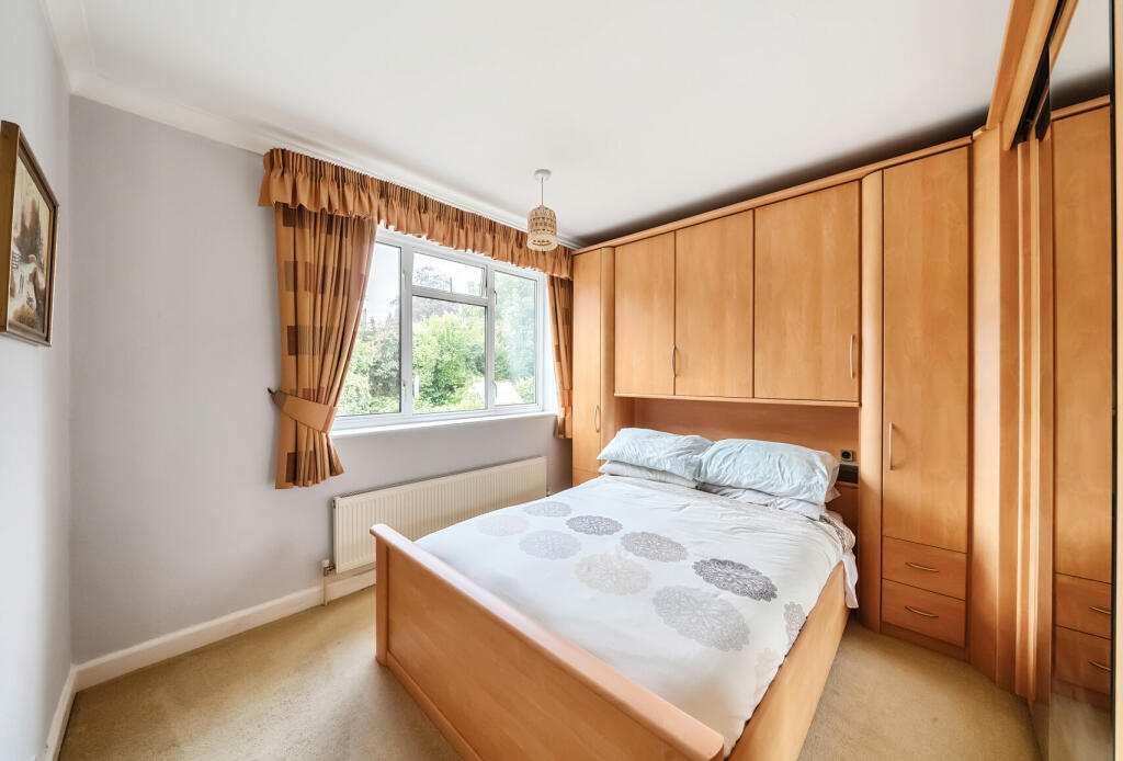 4 bed Semi-Detached