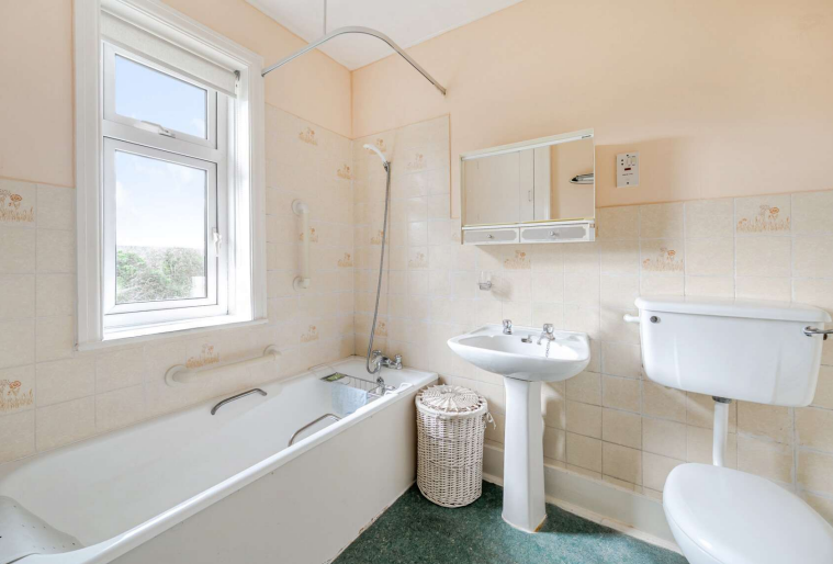 3 bed Semi-Detached