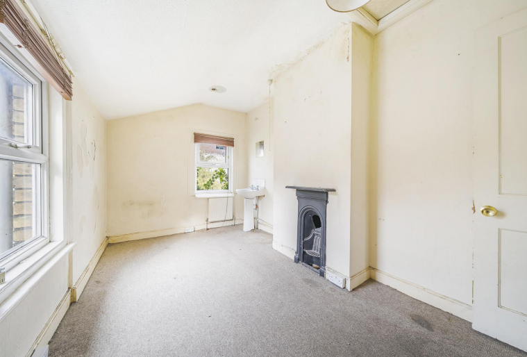 3 bed Terraced