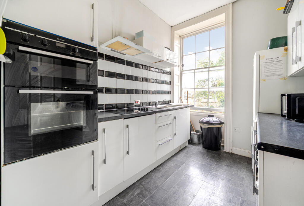 7 bed House Share