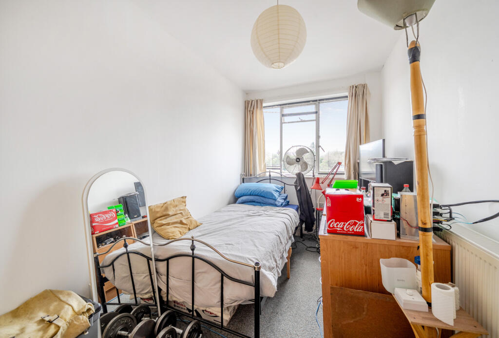 7 bed House Share