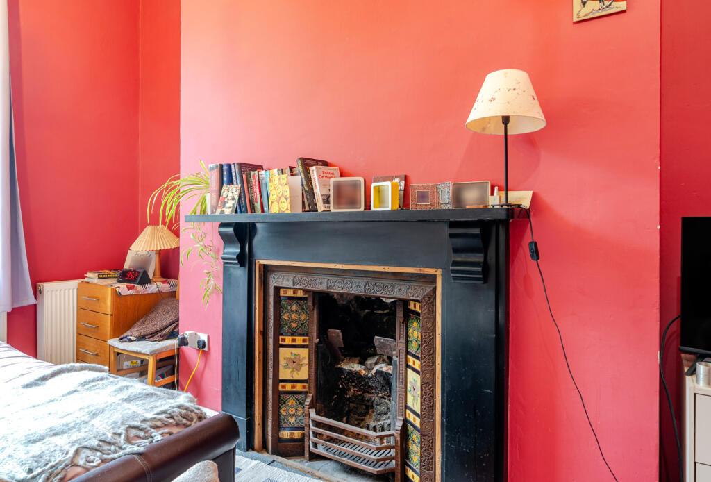 7 bed House Share