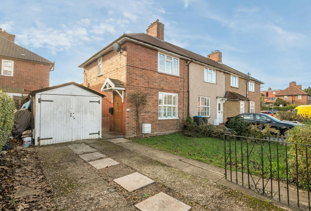 2 bed Semi-Detached