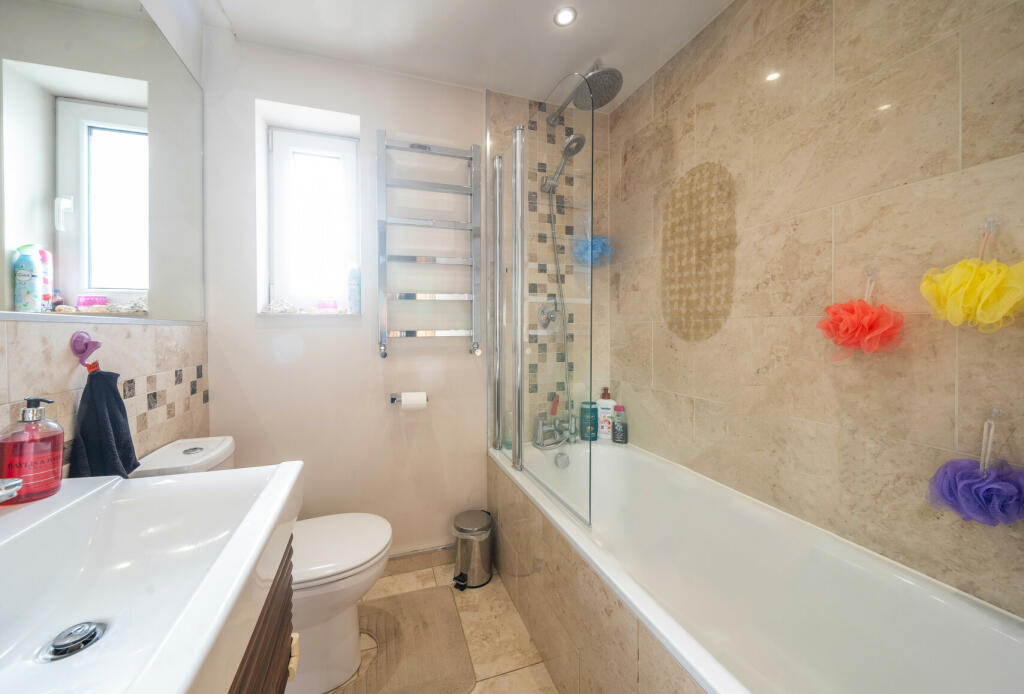 2 bed Semi-Detached