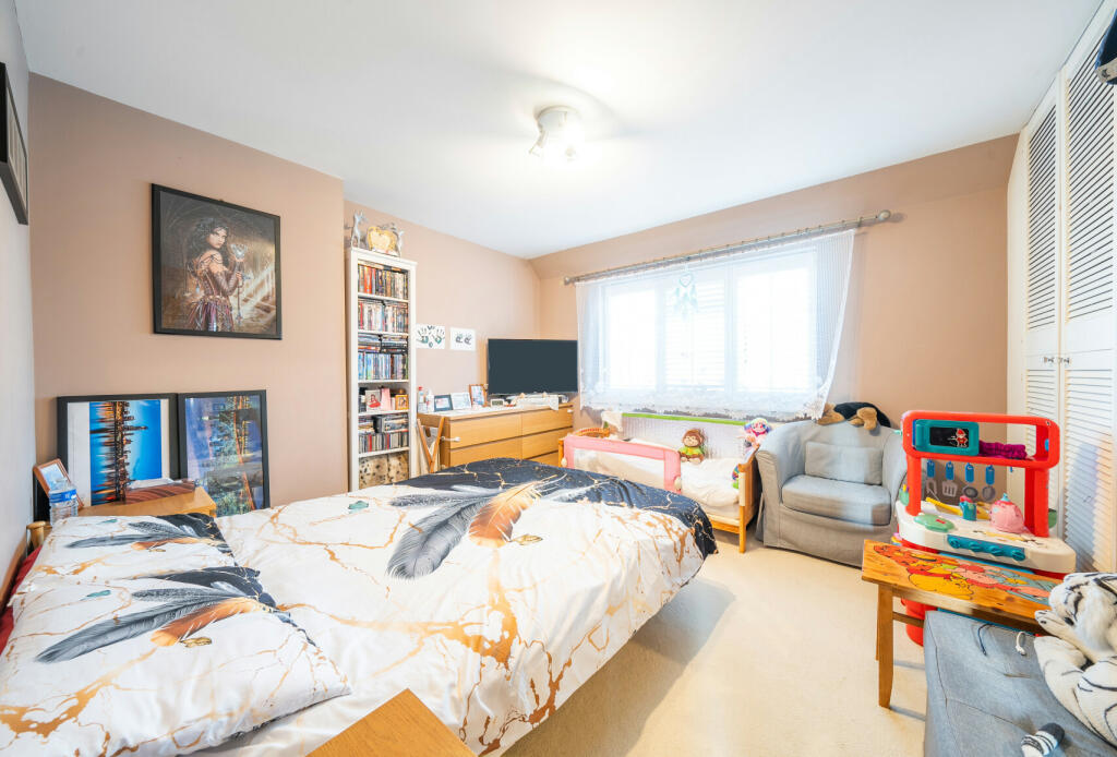 2 bed Semi-Detached