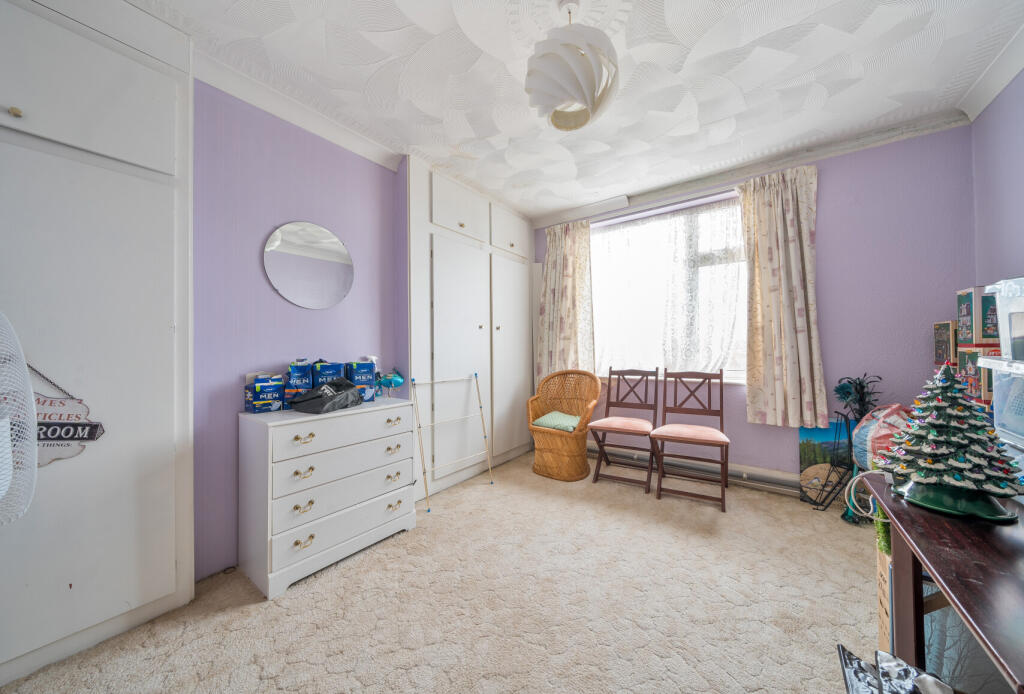2 bed House