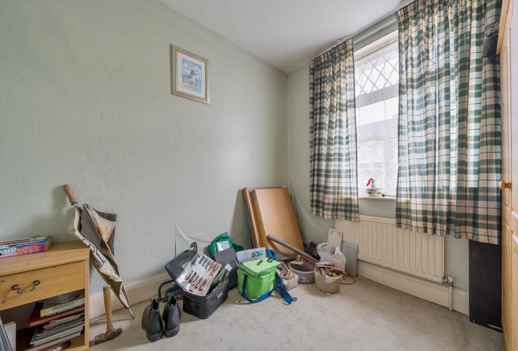 2 bed House