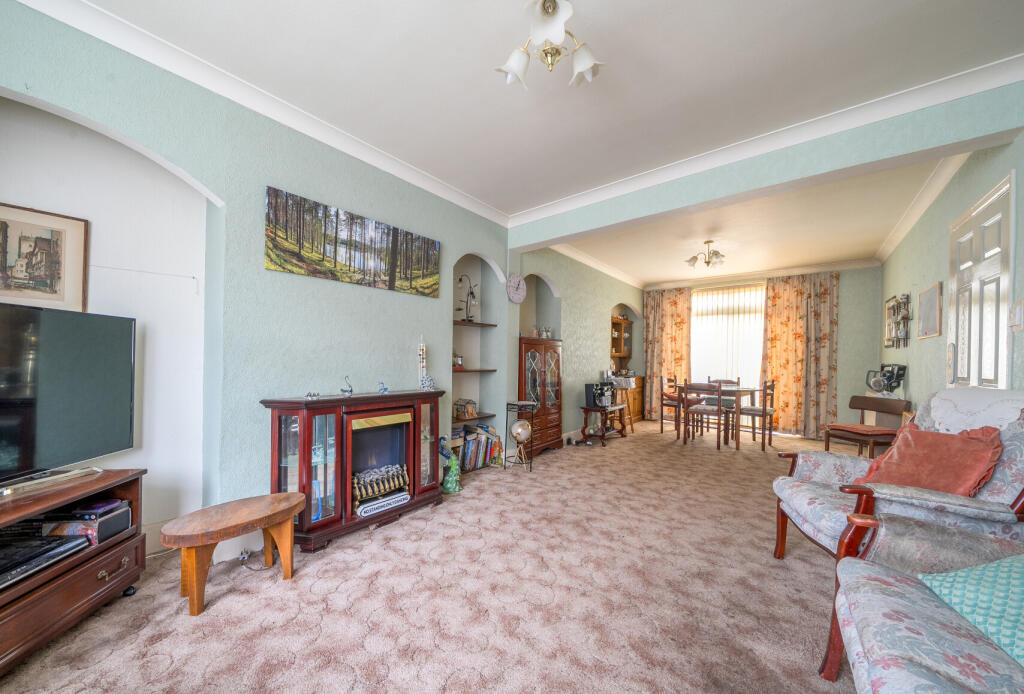 2 bed House