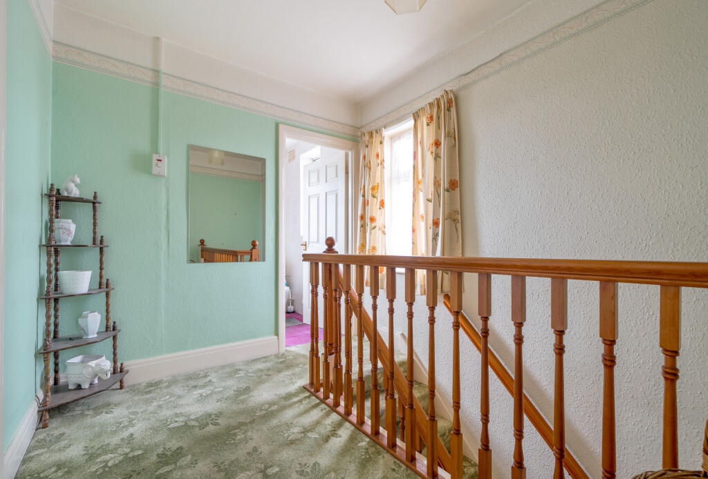 2 bed House