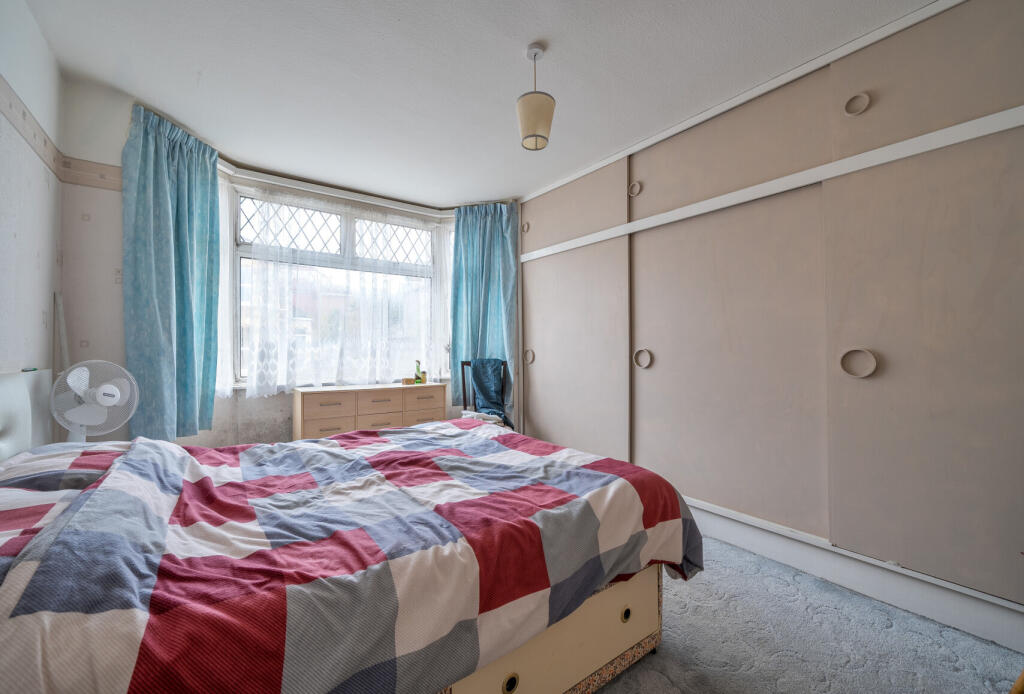 2 bed House