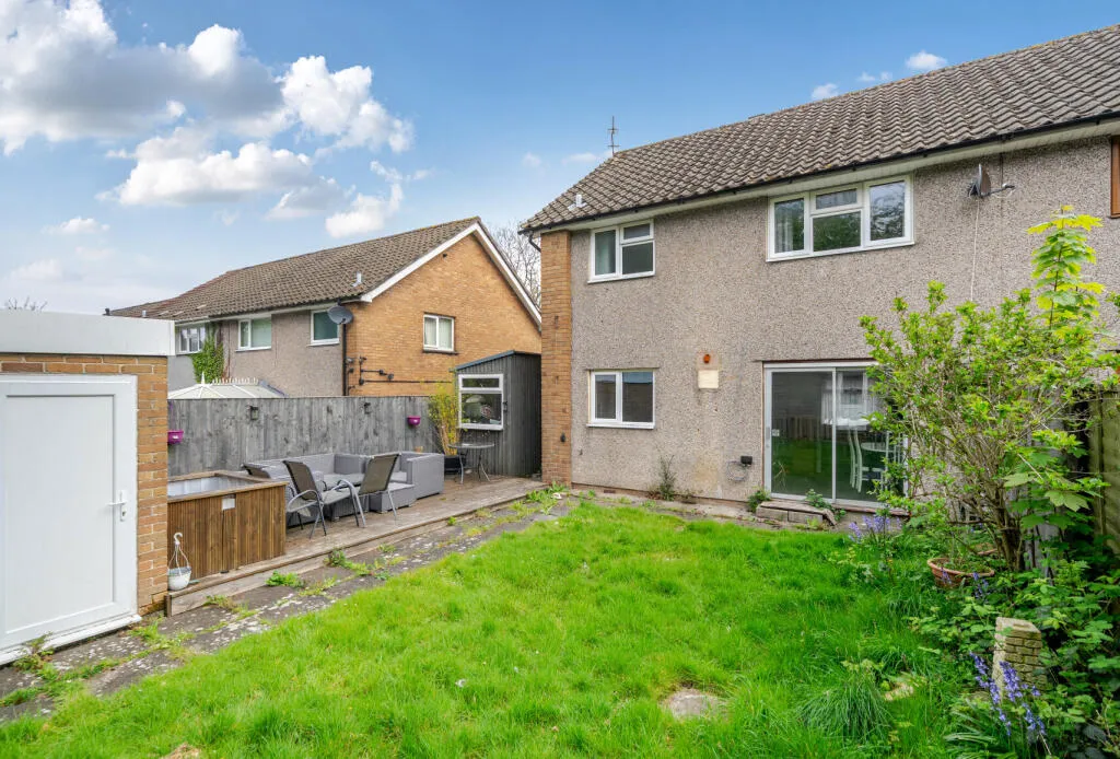 3 bed Semi-Detached