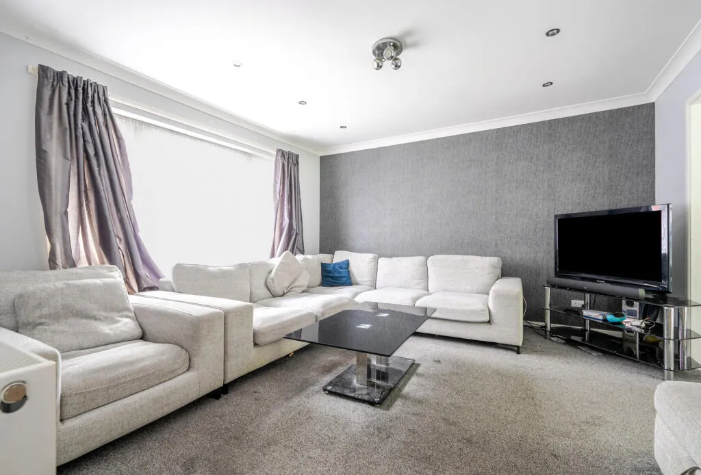 3 bed Semi-Detached