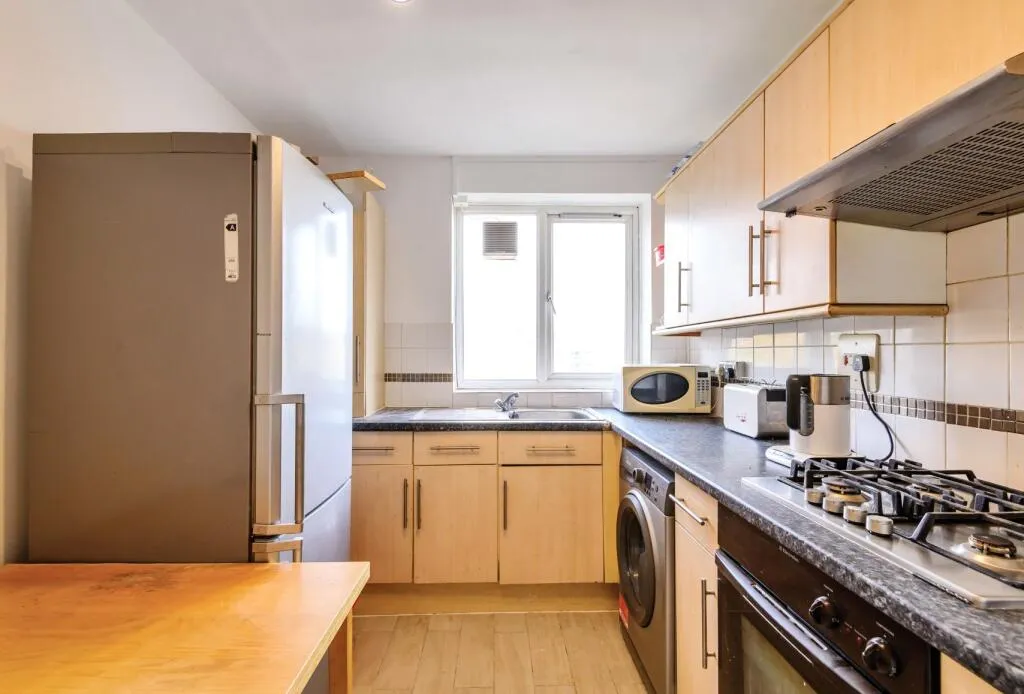 2 bed Block of Apartments