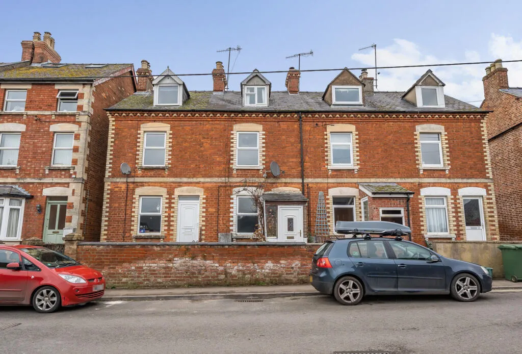 3 bed Character Property