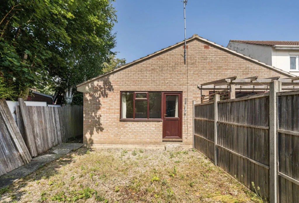 1 bed Bungalow
