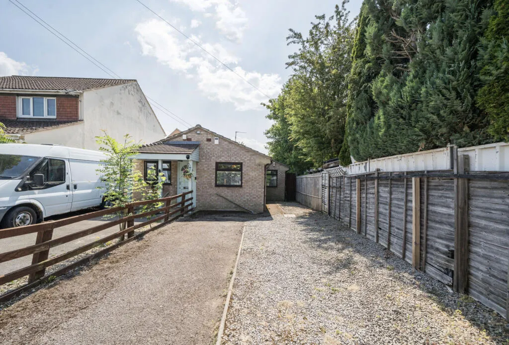 1 bed Bungalow