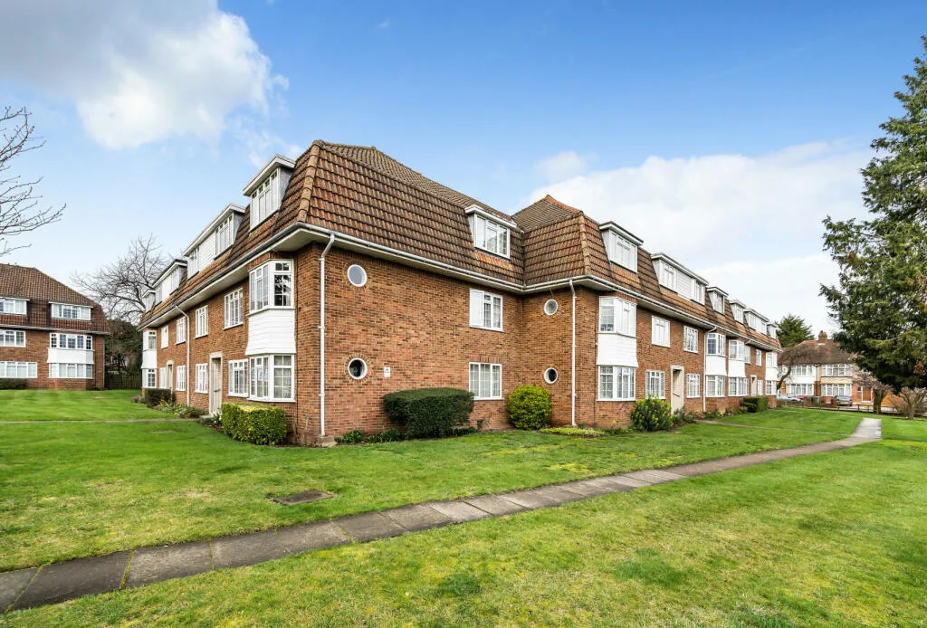 2 bed Block of Apartments