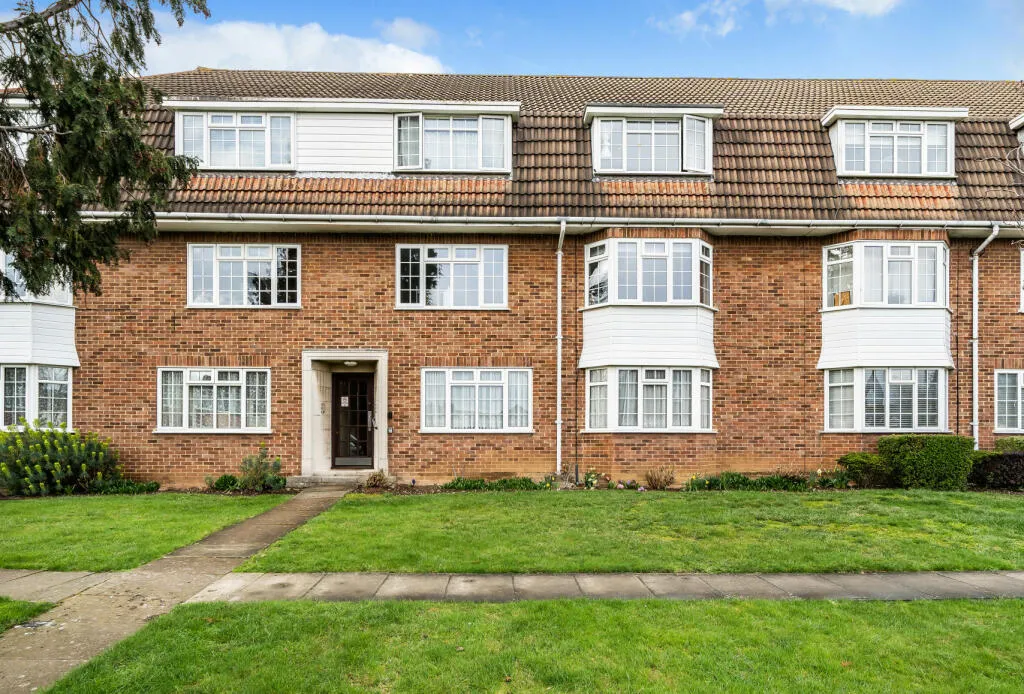 2 bed Block of Apartments