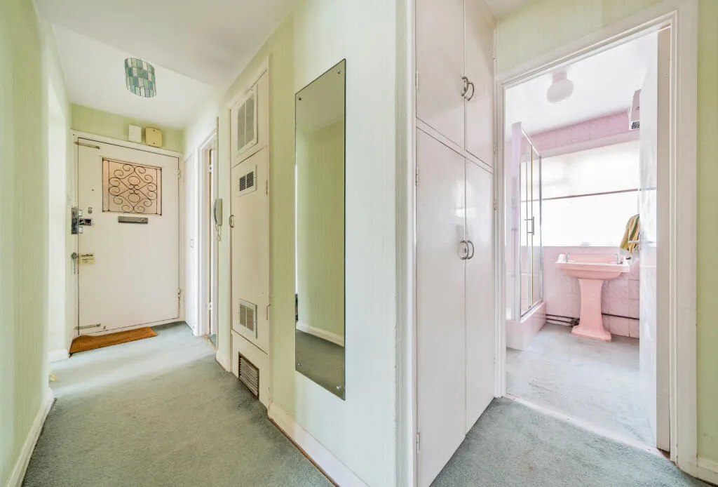 2 bed Block of Apartments