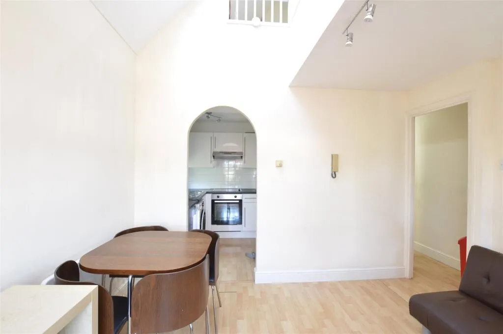 1 bed Apartment