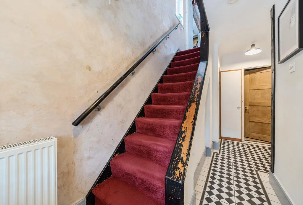 4 bed Semi-Detached
