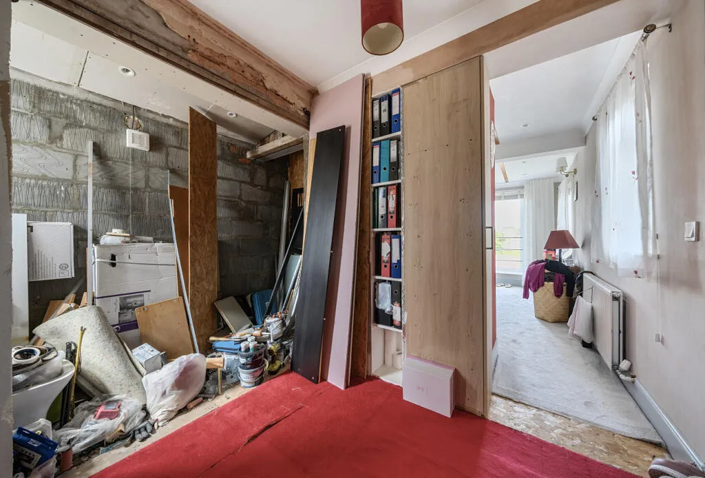 4 bed Semi-Detached