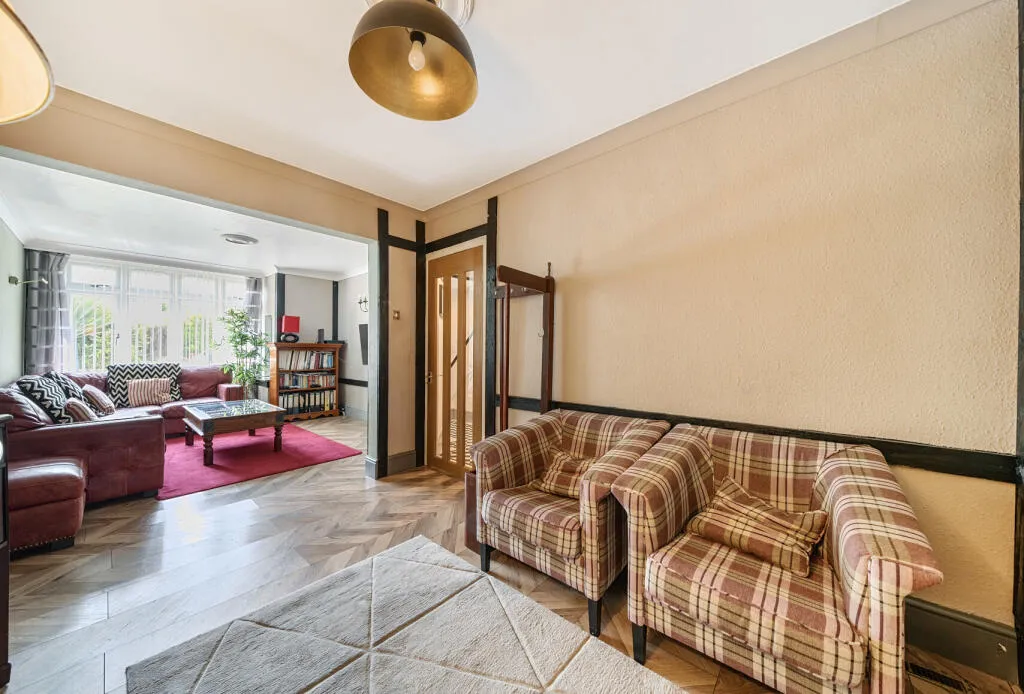 4 bed Semi-Detached