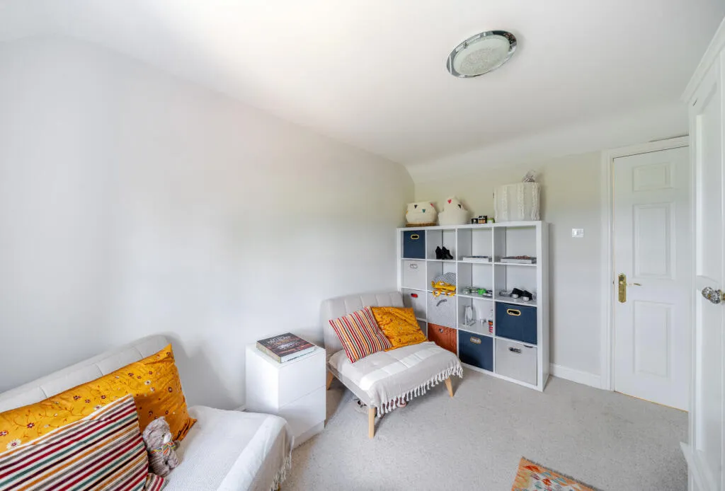 4 bed Detached