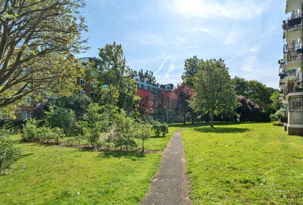 3 bed Apartment