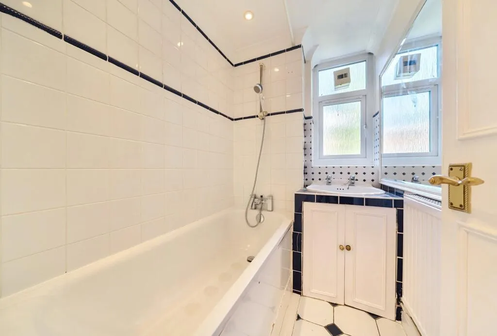 3 bed Apartment