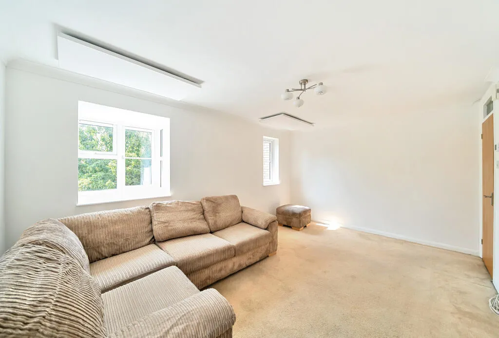 1 bed Apartment