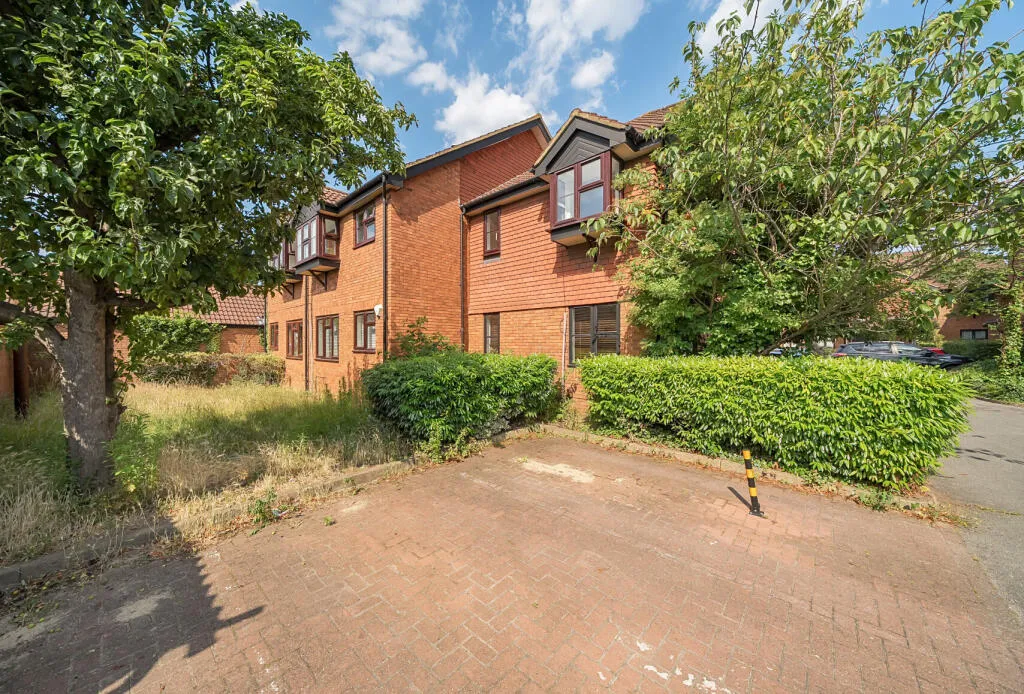 1 bed Apartment