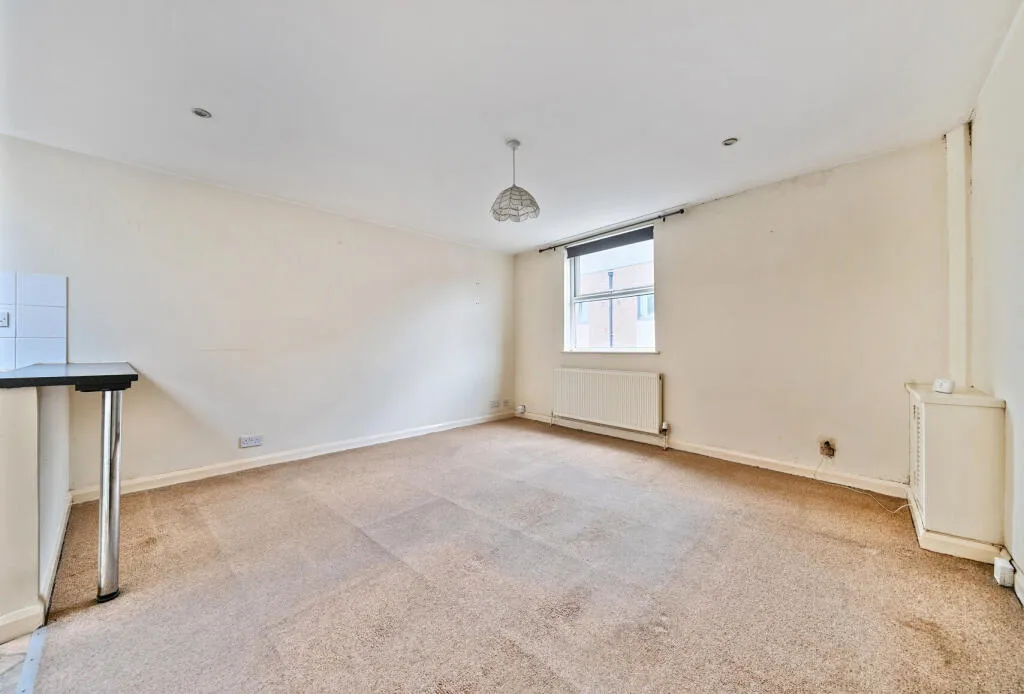 2 bed Apartment
