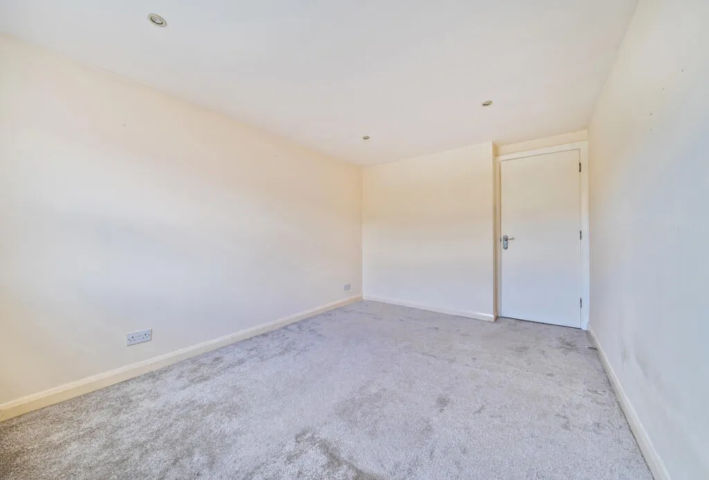 2 bed Apartment