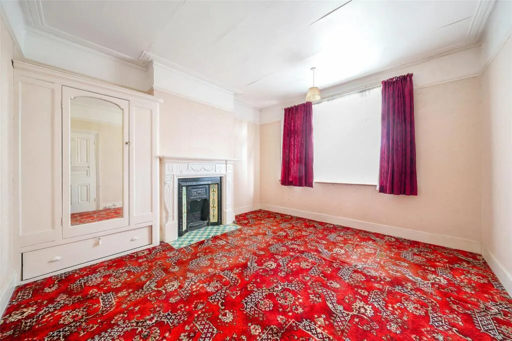 3 bed Terraced